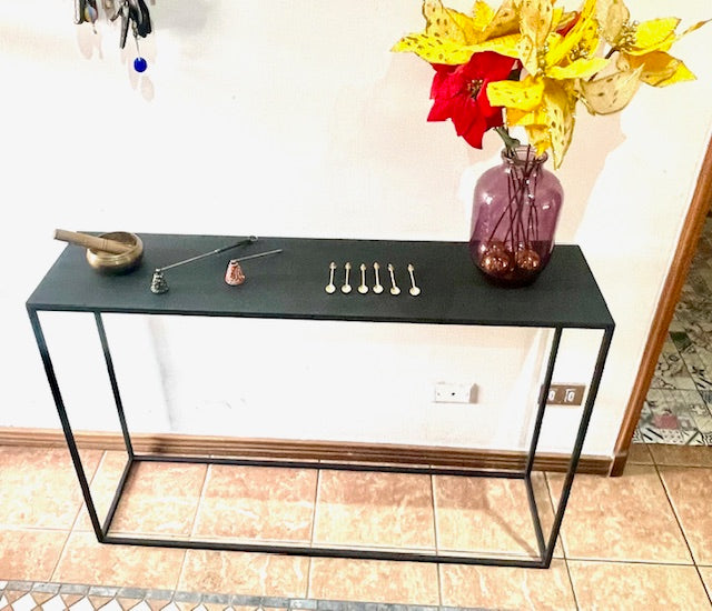 Arrimo metal Stone Basiko negro con cubierta 2 mm